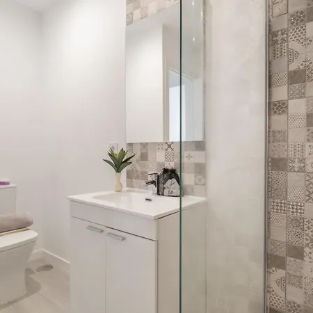 New Market L-ll Appartement Marbellac